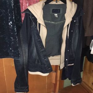 Nori jacket jean with sewn in soft hoodie small